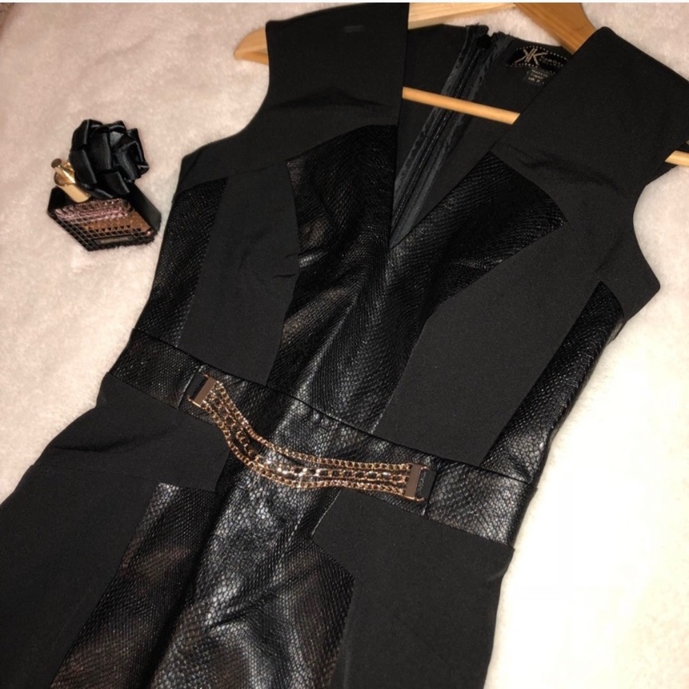 Kardashian Dress 4